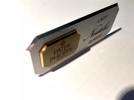 Patek Philippe Concessionaire decorative Stands Lady Nautilus Quartz photo 2