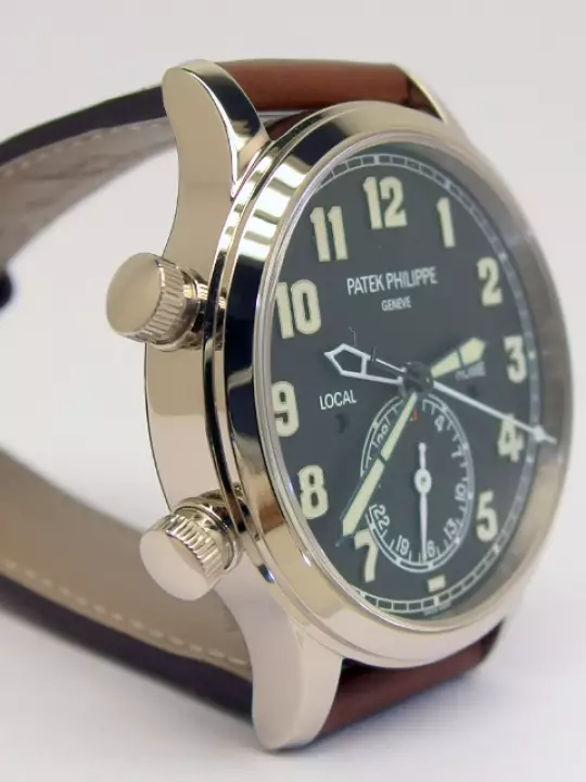 Patek Philippe Calatrava Pilot Travel Time 5524G Whitegold Full Set 2017 photo 9