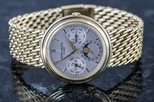 Patek Philippe 3945 Perpetual Calendar 3940 with Gold Bracelet Yellowgold photo 12