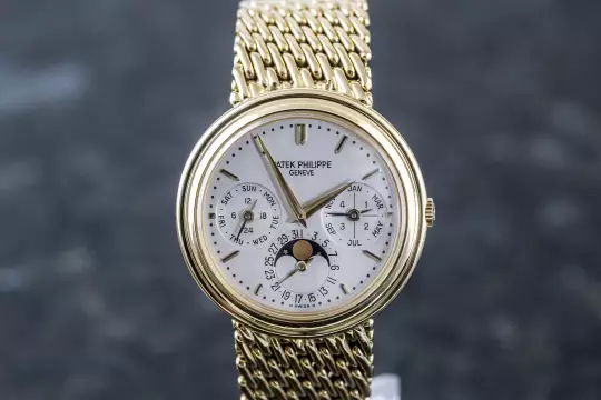 Patek Philippe 3945 Perpetual Calendar 3940 with Gold Bracelet Yellowgold photo 13