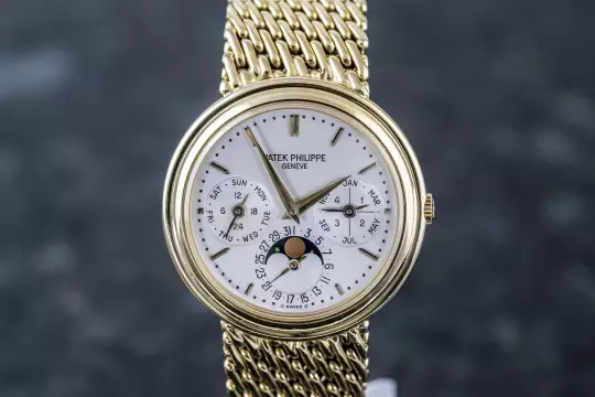 Patek Philippe 3945 Perpetual Calendar 3940 with Gold Bracelet Yellowgold photo 3