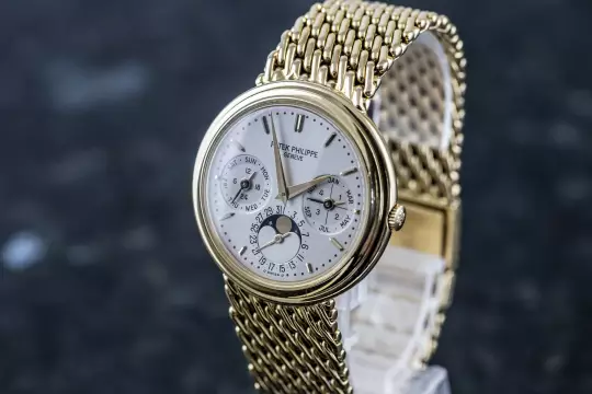 Patek Philippe 3945 Perpetual Calendar 3940 with Gold Bracelet Yellowgold photo 6