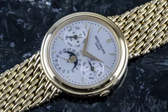 Patek Philippe 3945 Perpetual Calendar 3940 with Gold Bracelet Yellowgold photo 1