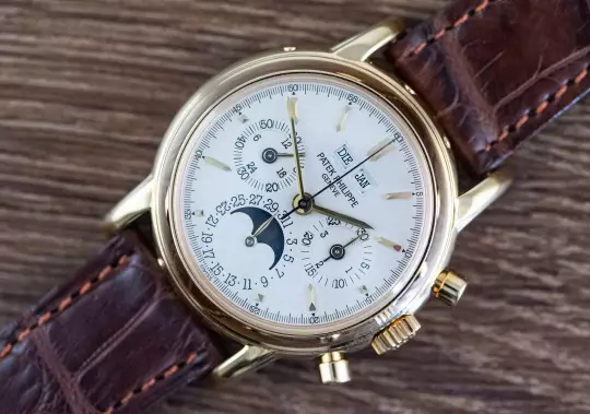 Patek Philippe 3970 3. Series Perpetual Calendar Chronograph Full Set photo 21