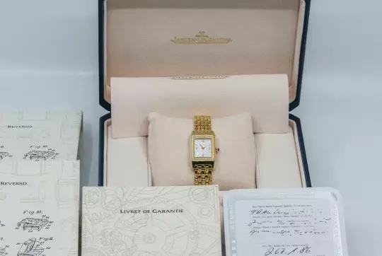 Jaeger-LeCoultre 267.1.86 Lady Reverso Joaillerie Diamond Full Set Yellowgold photo 10