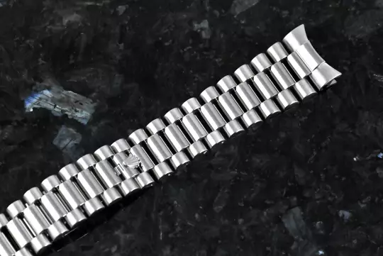 Rolex Day-Date 2 President Bracelet for the Ref. 218239 22 links white gold photo 2