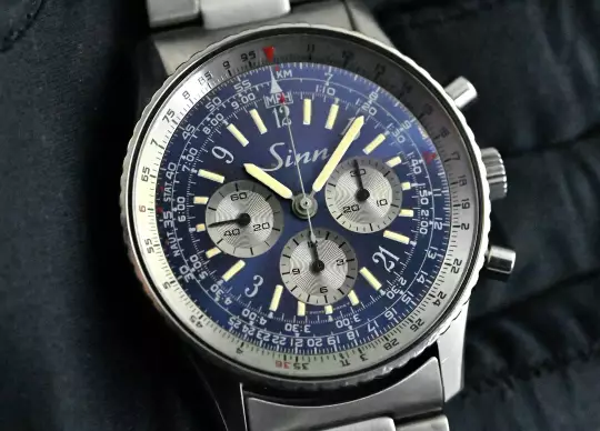Sinn 903 very rare Vintage Navigation Chronograph Titanum blue & purple dial photo 9