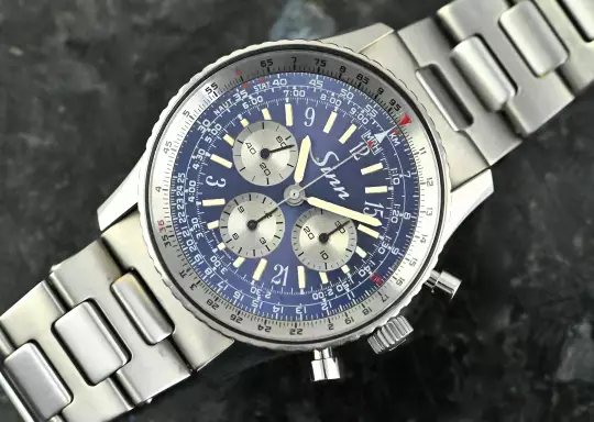 Sinn 903 very rare Vintage Navigation Chronograph Titanum blue & purple dial photo 12