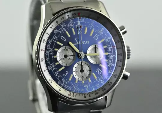 Sinn 903 very rare Vintage Navigation Chronograph Titanum blue & purple dial photo 7