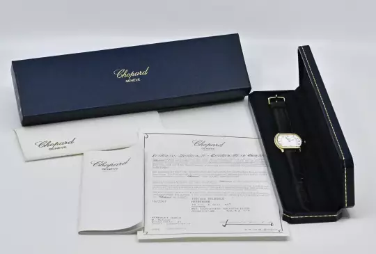 Chopard 2247 Tonneau Date yellow gold Automatic Full Set 2002 photo 3