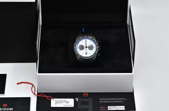 Tudor 79377KN limited Black Bay Chrono Carbon 25 Full Set 2025 unworn photo 9