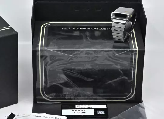 Girard Perregaux 39800-21-3199-6CM Casquette 2.0 Full Set Titanium & yellow gold photo 9