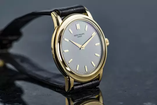 Patek Philippe 5032 Calatrava double sealed Patek Service May 2026 yellow gold photo 15