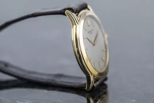 Patek Philippe 5032 Calatrava double sealed Patek Service May 2026 yellow gold photo 18