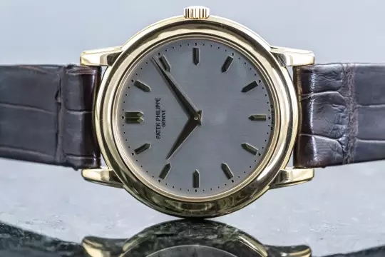 Patek Philippe 5032 Calatrava double sealed Patek Service May 2026 yellow gold photo 5