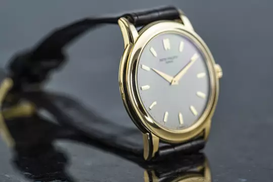 Patek Philippe 5032 Calatrava double sealed Patek Service May 2026 yellow gold photo 9